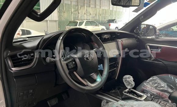 Buy Used Toyota Fortuner White Car in Bavet in Svay Rieng Province Buy Used Toyota Fortuner White Car in Bavet in Svay Rieng Province