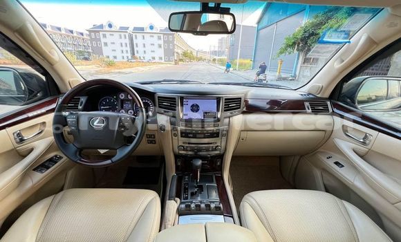 Buy Used Lexus LX 570 Black Car in Banteay Meanchey in Banteay Meanchey Province Buy Used Lexus LX 570 Black Car in Banteay Meanchey in Banteay Meanchey Province