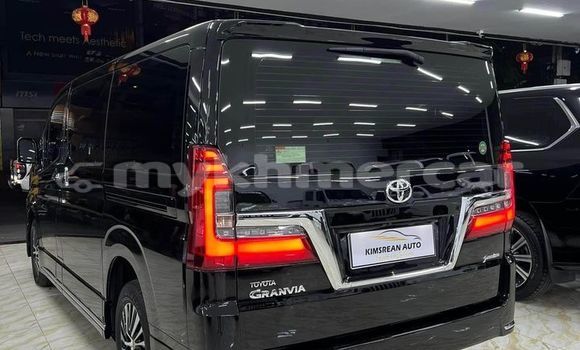 Buy Used Toyota Granvia Black Car in Bavet in Svay Rieng Province Buy Used Toyota Granvia Black Car in Bavet in Svay Rieng Province