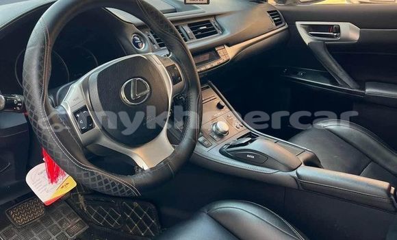 Buy Used Lexus CT White Car in Bavet in Svay Rieng Province Buy Used Lexus CT White Car in Bavet in Svay Rieng Province