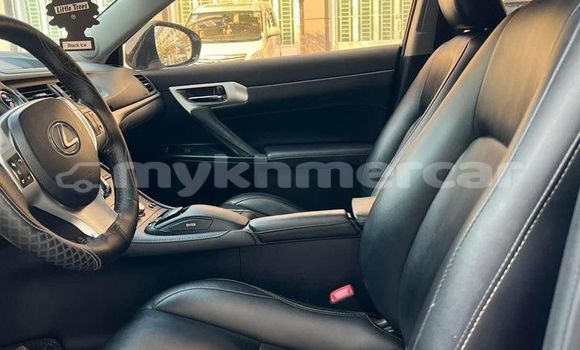 Buy Used Lexus CT White Car in Bavet in Svay Rieng Province Buy Used Lexus CT White Car in Bavet in Svay Rieng Province