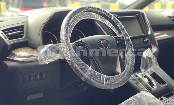 Buy Used Toyota Alphard Black Car in Chbar Mon in Kampong Speu Province Buy Used Toyota Alphard Black Car in Chbar Mon in Kampong Speu Province