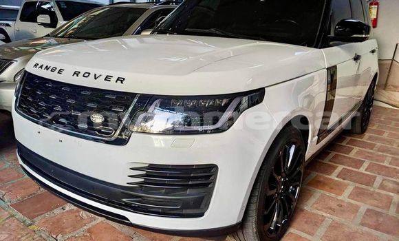 Buy Used Range Rover Evoque White Car in Bavet in Svay Rieng Province Buy Used Range Rover Evoque White Car in Bavet in Svay Rieng Province