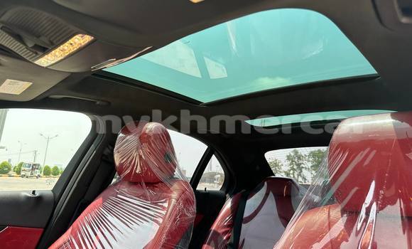 Buy Used Mercedes-Benz 300βSeries White Car in Phnom Penh in Phnom Penh Buy Used Mercedes-Benz 300βSeries White Car in Phnom Penh in Phnom Penh