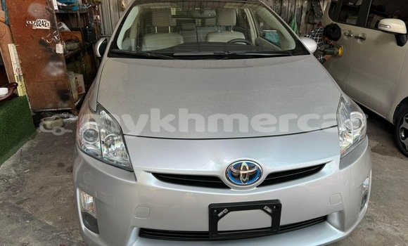 Buy Used Toyota Prius Silver Car in Phnom Penh in Phnom Penh Buy Used Toyota Prius Silver Car in Phnom Penh in Phnom Penh