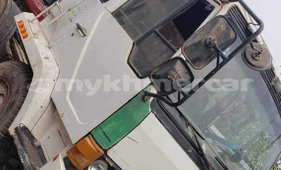 Buy Used Ford AEV AMBULANCE White Truck in Battambang in Battambang Province Buy Used Ford AEV AMBULANCE White Truck in Battambang in Battambang Province