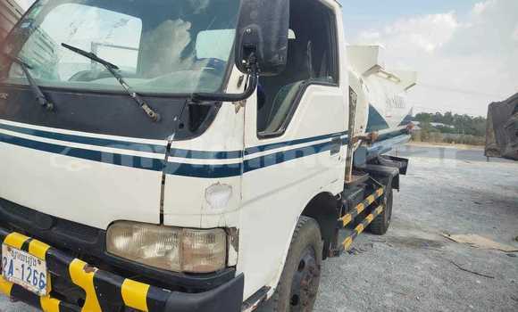 Buy Used Hino 300 Series White Truck in Bavet in Svay Rieng Province Buy Used Hino 300 Series White Truck in Bavet in Svay Rieng Province