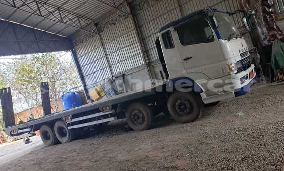 Buy Used Ford E 150 Cargo Van White Truck in Battambang in Battambang Province Buy Used Ford E 150 Cargo Van White Truck in Battambang in Battambang Province