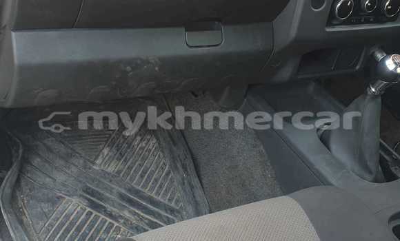 Buy Used Toyota Hilux White Car in Bavet in Svay Rieng Province Buy Used Toyota Hilux White Car in Bavet in Svay Rieng Province