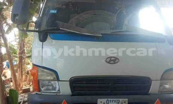 Buy Used DAF CF White Truck in Battambang in Battambang Province Buy Used DAF CF White Truck in Battambang in Battambang Province