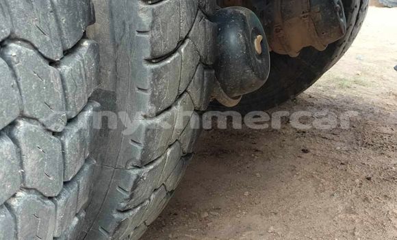 Buy Used DAF CF White Truck in Bavet in Svay Rieng Province Buy Used DAF CF White Truck in Bavet in Svay Rieng Province