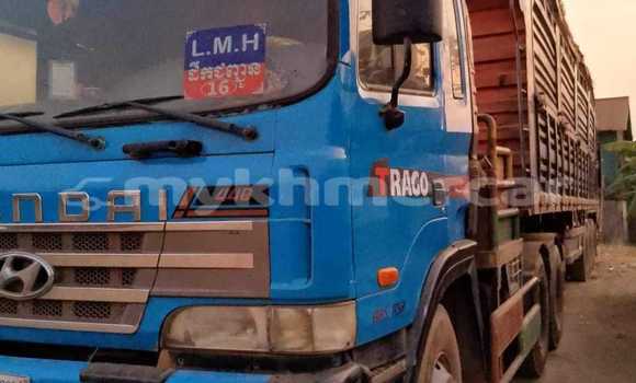 Buy Used Hyundai Chorus Blue Truck in Bavet in Svay Rieng Province Buy Used Hyundai Chorus Blue Truck in Bavet in Svay Rieng Province