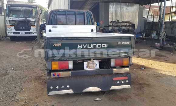 Buy Used Hyundai Cargo Black Car in Bavet in Svay Rieng Province Buy Used Hyundai Cargo Black Car in Bavet in Svay Rieng Province