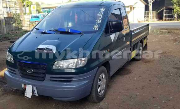 Buy Used Hyundai Cargo Black Car in Bavet in Svay Rieng Province Buy Used Hyundai Cargo Black Car in Bavet in Svay Rieng Province