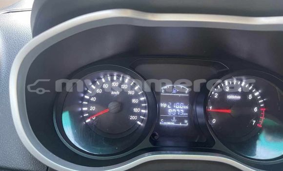 Buy Used Toyota IST White Car in Battambang in Battambang Province Buy Used Toyota IST White Car in Battambang in Battambang Province