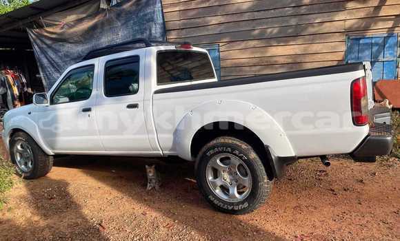 Buy Used Toyota Hilux White Car in Chbar Mon in Kampong Speu Province Buy Used Toyota Hilux White Car in Chbar Mon in Kampong Speu Province