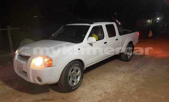 Buy Used Toyota Hilux White Car in Chbar Mon in Kampong Speu Province Buy Used Toyota Hilux White Car in Chbar Mon in Kampong Speu Province