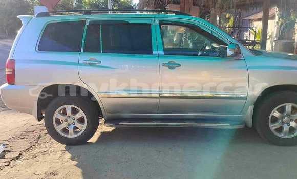 Buy Used Toyota Highlander Other Car in Bavet in Svay Rieng Province Buy Used Toyota Highlander Other Car in Bavet in Svay Rieng Province