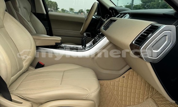 Buy Used Land Rover Range Rover White Car in Phnom Penh in Phnom Penh Buy Used Land Rover Range Rover White Car in Phnom Penh in Phnom Penh