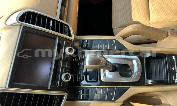 Buy Used Porsche Cayenne White Car in Phnom Penh in Phnom Penh Buy Used Porsche Cayenne White Car in Phnom Penh in Phnom Penh