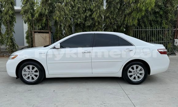 ទិញ បានប្រើ Toyota Camry White ឡាន} ក្នុង Battambang ក្នុង Battambang Province ទិញ បានប្រើ Toyota Camry White ឡាន} ក្នុង Battambang ក្នុង Battambang Province