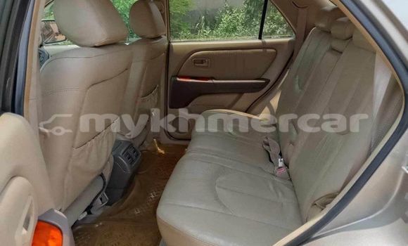 Buy Used Lexus RX 300 Other Car in Banteay Meanchey in Banteay Meanchey Province Buy Used Lexus RX 300 Other Car in Banteay Meanchey in Banteay Meanchey Province