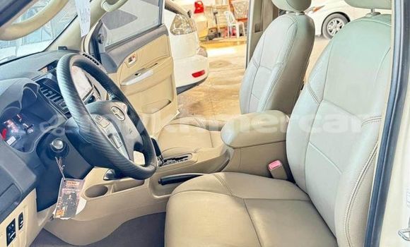 Buy Used Toyota Hiluxe Revo White Car in Battambang in Battambang Province Buy Used Toyota Hiluxe Revo White Car in Battambang in Battambang Province