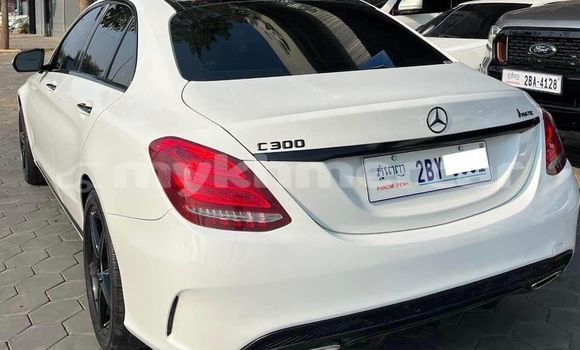Buy Used Mercedes-Benz C–Class White Car in Bavet in Svay Rieng Province Buy Used Mercedes-Benz C–Class White Car in Bavet in Svay Rieng Province