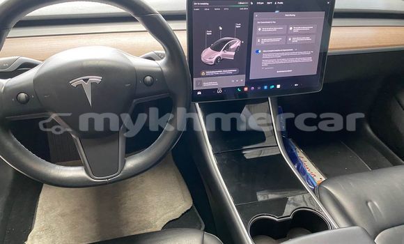 Buy Used Tesla Model 3 Black Car in Battambang in Battambang Province Buy Used Tesla Model 3 Black Car in Battambang in Battambang Province
