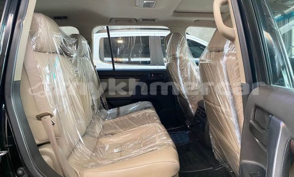 Buy Used Toyota Land Cruiser Black Car in Chbar Mon in Kampong Speu Province Buy Used Toyota Land Cruiser Black Car in Chbar Mon in Kampong Speu Province