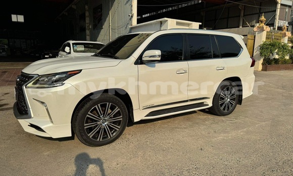 Buy Used Lexus LX White Car in Phnom Penh in Phnom Penh Buy Used Lexus LX White Car in Phnom Penh in Phnom Penh
