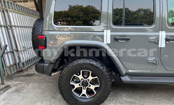 Buy Used Jeep Renegade Other Car in Battambang in Battambang Province Buy Used Jeep Renegade Other Car in Battambang in Battambang Province
