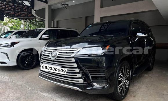 Buy Used Lexus LX 570 Black Car in Battambang in Battambang Province Buy Used Lexus LX 570 Black Car in Battambang in Battambang Province