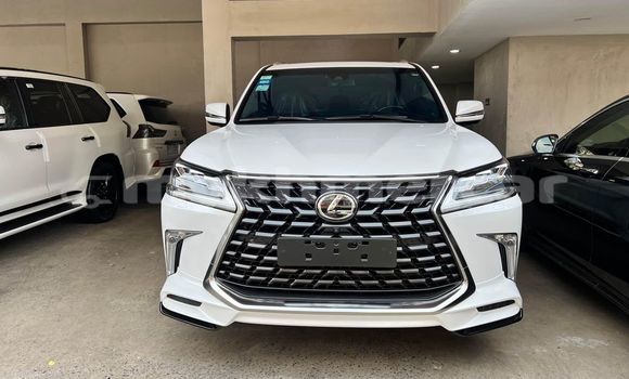 Buy Used Lexus LX 570 White Car in Bavet in Svay Rieng Province Buy Used Lexus LX 570 White Car in Bavet in Svay Rieng Province