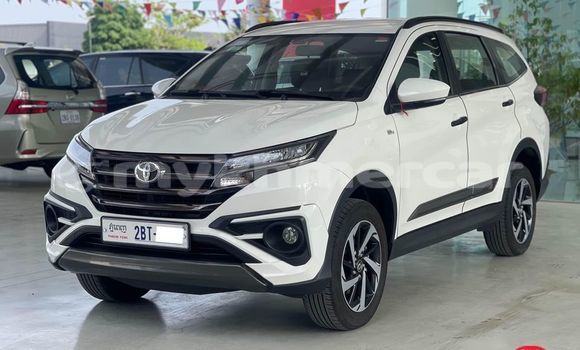 Buy Used Toyota Rush White Car in Banteay Meanchey in Banteay Meanchey Province Buy Used Toyota Rush White Car in Banteay Meanchey in Banteay Meanchey Province