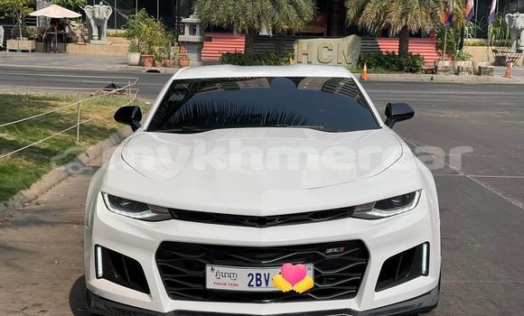 Buy Used Cadillac Allante White Car in Chbar Mon in Kampong Speu Province