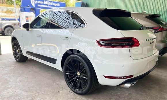 ទិញ បានប្រើ Porsche Carrera GT White ឡាន} ក្នុង Bavet ក្នុង Svay Rieng Province ទិញ បានប្រើ Porsche Carrera GT White ឡាន} ក្នុង Bavet ក្នុង Svay Rieng Province