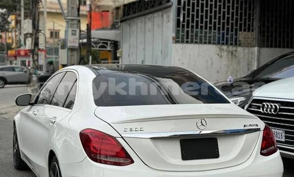 Buy Used Mercedes-Benz C–Class White Car in Battambang in Battambang Province Buy Used Mercedes-Benz C–Class White Car in Battambang in Battambang Province
