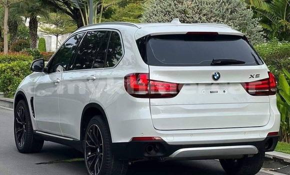 Buy Used BMW X5 White Car in Battambang in Battambang Province Buy Used BMW X5 White Car in Battambang in Battambang Province