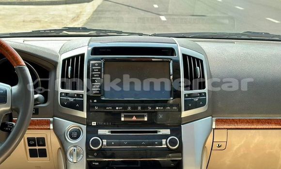 Buy Used Toyota Land Cruiser Black Car in Bavet in Svay Rieng Province Buy Used Toyota Land Cruiser Black Car in Bavet in Svay Rieng Province