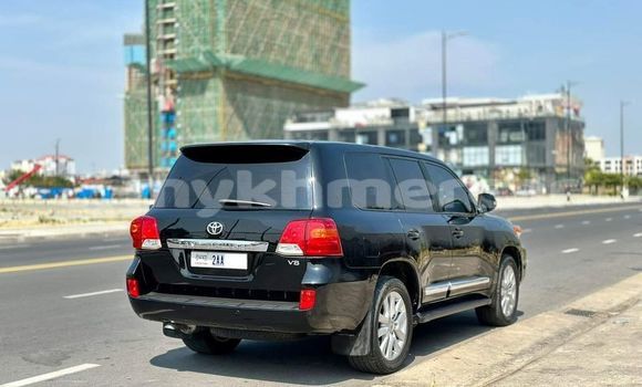 Buy Used Toyota Land Cruiser Black Car in Bavet in Svay Rieng Province Buy Used Toyota Land Cruiser Black Car in Bavet in Svay Rieng Province