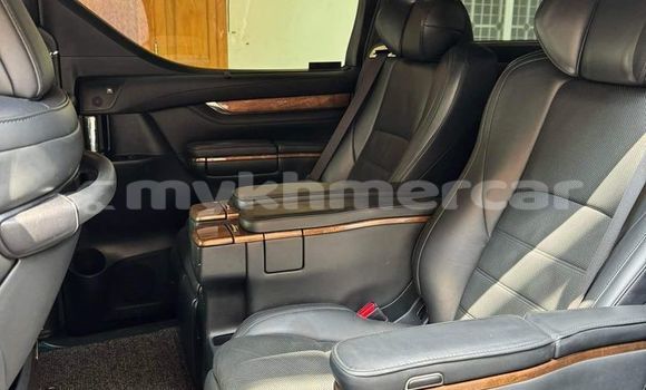 Buy Used Toyota Alphard Black Car in Bavet in Svay Rieng Province Buy Used Toyota Alphard Black Car in Bavet in Svay Rieng Province