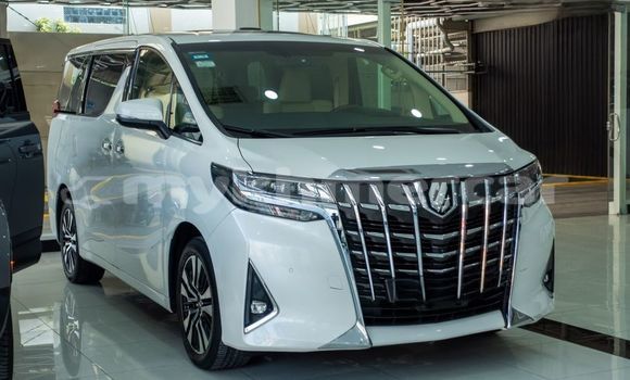 Buy Used Toyota Alphard White Car in Battambang in Battambang Province Buy Used Toyota Alphard White Car in Battambang in Battambang Province