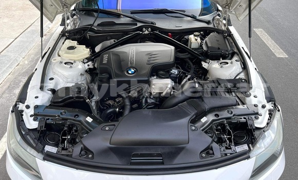 Buy Used BMW Z4 White Car in Phnom Penh in Phnom Penh Buy Used BMW Z4 White Car in Phnom Penh in Phnom Penh