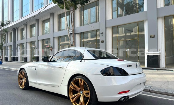 Buy Used BMW Z4 White Car in Phnom Penh in Phnom Penh Buy Used BMW Z4 White Car in Phnom Penh in Phnom Penh
