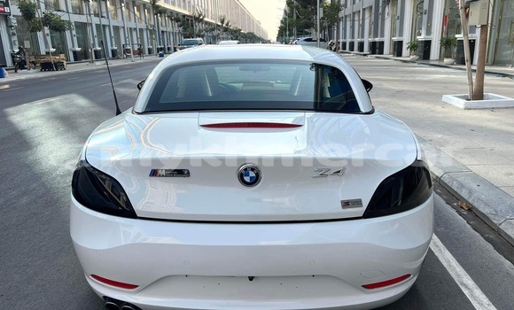 Buy Used BMW Z4 White Car in Phnom Penh in Phnom Penh Buy Used BMW Z4 White Car in Phnom Penh in Phnom Penh