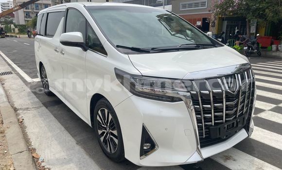 Buy Used Toyota Alphard Other Car in Battambang in Battambang Province Buy Used Toyota Alphard Other Car in Battambang in Battambang Province