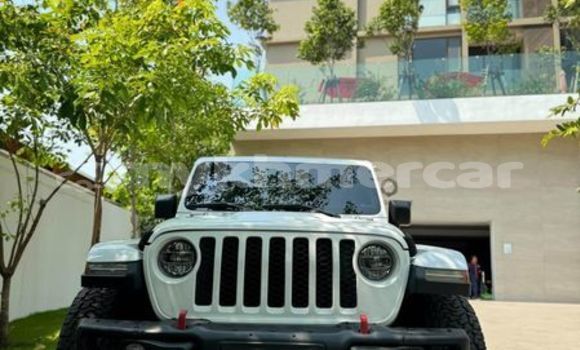 Buy Used Jeep Grand Wagoneer Other Car in Banteay Meanchey in Banteay Meanchey Province