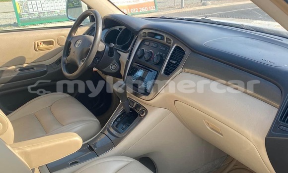 Buy Used Toyota Highlander White Car in Phnom Penh in Phnom Penh Buy Used Toyota Highlander White Car in Phnom Penh in Phnom Penh