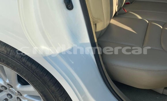 Buy Used Toyota Highlander White Car in Phnom Penh in Phnom Penh Buy Used Toyota Highlander White Car in Phnom Penh in Phnom Penh